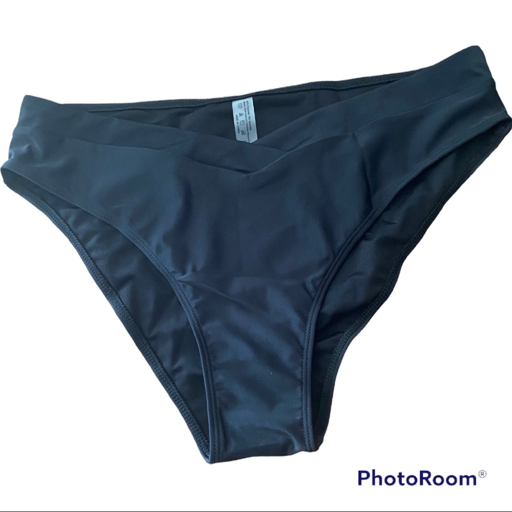 Black plus size Bikini Bottoms in 2x